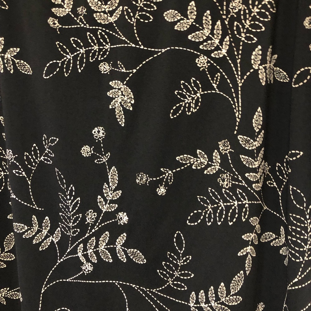 LAST CHANCE! Kathie Lee Collection Long Skirt - Picture 3 of 10